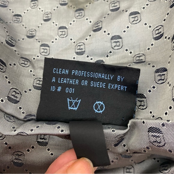 Kenneth Cole Reaction Genuine Quilted Black Leather Jacket Size Small - Picture 16 of 16